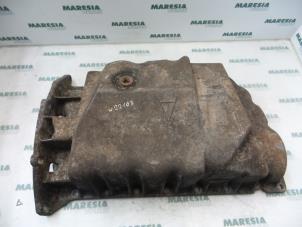 Gebruikte Carterpan Renault Kangoo Express (FC) 1.9 D 55 Prijs € 30,00 Margeregeling aangeboden door Maresia Parts