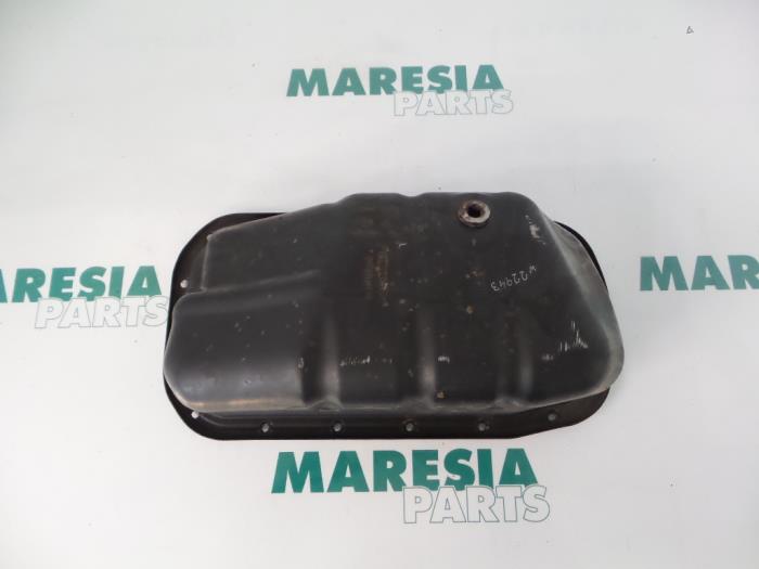 Gebruikte Carterpan Renault Kangoo Express (FC) 1.2 Prijs € 35,00 Margeregeling aangeboden door Maresia Parts
