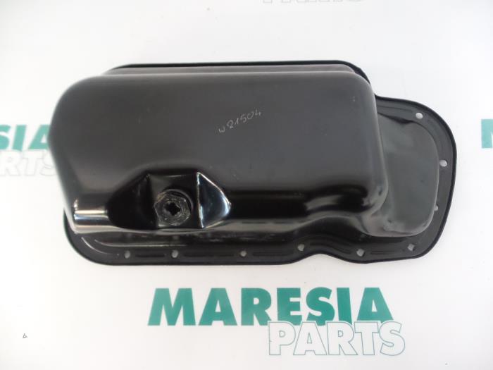 Gebruikte Carterpan Peugeot 206 (2A/C/H/J/S) 1.4 XR,XS,XT,Gentry Prijs € 25,00 Margeregeling aangeboden door Maresia Parts