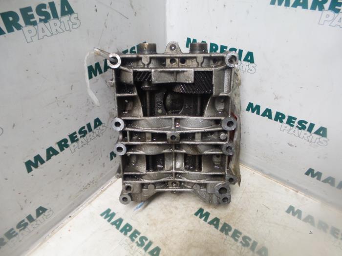 Gebruikte Oliepomp Peugeot 607 (9D/U) 2.2 HDi 16V FAP Prijs € 75,00 Margeregeling aangeboden door Maresia Parts