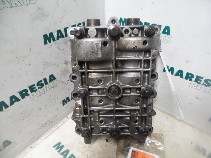 Gebruikte Oliepomp Peugeot 607 (9D/U) 2.2 HDi 16V FAP Prijs € 75,00 Margeregeling aangeboden door Maresia Parts