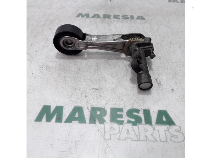 Gebruikte Spanrol Distributieriem Peugeot 207/207+ (WA/WC/WM) 1.4 16V VTi Prijs € 25,00 Margeregeling aangeboden door Maresia Parts