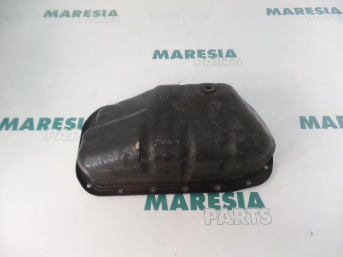 Gebruikte Carterpan Renault Clio II (BB/CB) 1.2 Prijs € 35,00 Margeregeling aangeboden door Maresia Parts