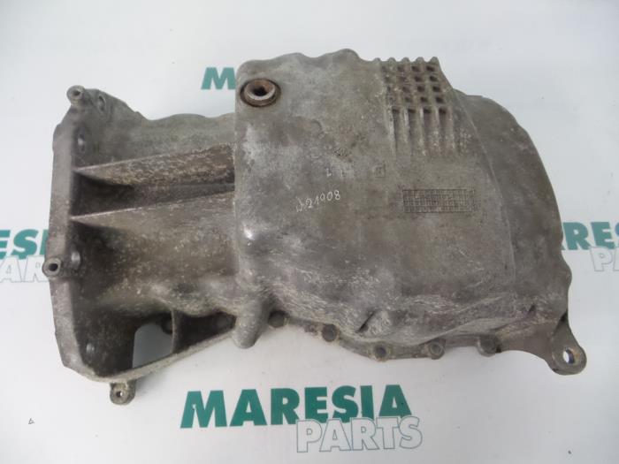 Gebruikte Carterpan Renault Clio II (BB/CB) 1.6 16V Prijs € 30,00 Margeregeling aangeboden door Maresia Parts