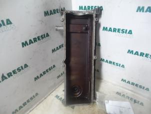 Gebruikte Kleppendeksel Fiat Brava (182B) 1.4 S,SX 12V Prijs € 30,00 Margeregeling aangeboden door Maresia Parts