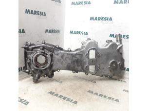 Gebruikte Distributiedeksel Alfa Romeo MiTo (955) 1.3 JTDm 16V Prijs € 20,00 Margeregeling aangeboden door Maresia Parts