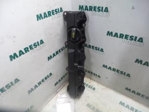 Gebruikte Kleppendeksel Citroen Xsara Break (N2) 1.6i 16V Prijs € 15,00 Margeregeling aangeboden door Maresia Parts