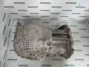 Gebruikte Carterpan Renault Laguna II (BG) 1.8 16V Prijs € 30,00 Margeregeling aangeboden door Maresia Parts