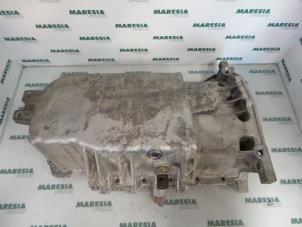 Gebruikte Carterpan Renault Laguna I (B56) 2.0 Prijs € 30,00 Margeregeling aangeboden door Maresia Parts