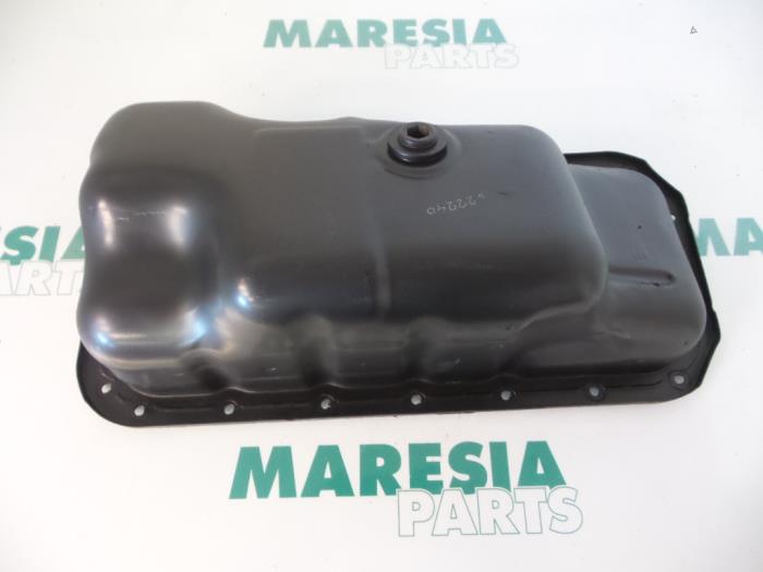 Gebruikte Carterpan Fiat Palio Weekend (178D) 1.6 16V Prijs € 25,00 Margeregeling aangeboden door Maresia Parts