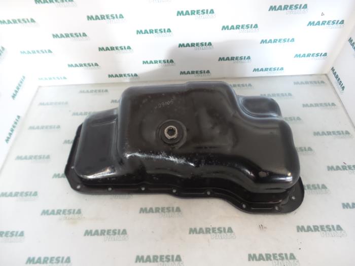 Gebruikte Carterpan Fiat Doblo (223A/119) 1.6 16V Prijs € 25,00 Margeregeling aangeboden door Maresia Parts