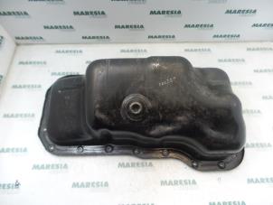 Gebruikte Carterpan Fiat Stilo MW (192C) 1.6 16V Prijs € 25,00 Margeregeling aangeboden door Maresia Parts