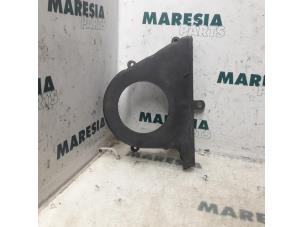 Gebruikte Distributiedeksel Alfa Romeo GT (937) 2.0 JTS 16V Prijs € 20,00 Margeregeling aangeboden door Maresia Parts