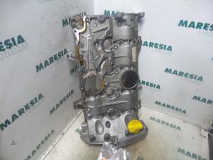 Gebruikte Kleppendeksel Renault Megane Coupé (DA) 1.6 16V Sport Prijs € 50,00 Margeregeling aangeboden door Maresia Parts