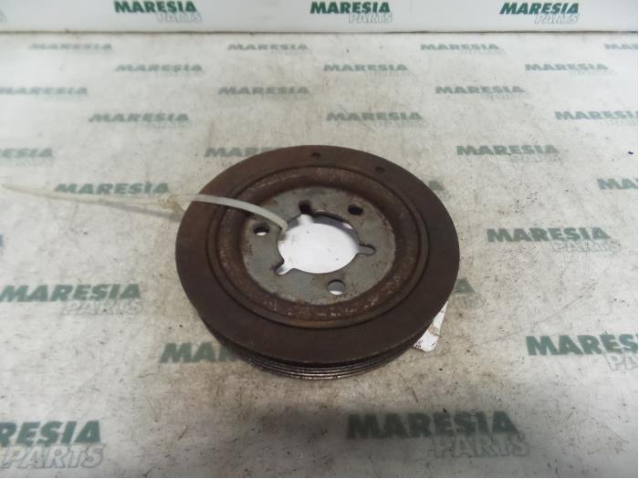Gebruikte Poelie Krukas Peugeot 206 (2A/C/H/J/S) 1.1 XN,XR Prijs € 20,00 Margeregeling aangeboden door Maresia Parts
