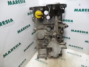 Gebruikte Kleppendeksel Renault Scénic I (JA) 2.0 16V Prijs € 20,00 Margeregeling aangeboden door Maresia Parts