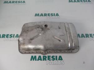 Gebruikte Carterpan Renault Espace (JK) 2.2 dCi 150 16V Grand Espace Prijs € 25,00 Margeregeling aangeboden door Maresia Parts