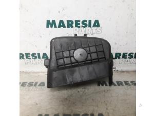 Gebruikte Distributiedeksel Citroen Xsara Picasso (CH) 1.6 Prijs € 20,00 Margeregeling aangeboden door Maresia Parts