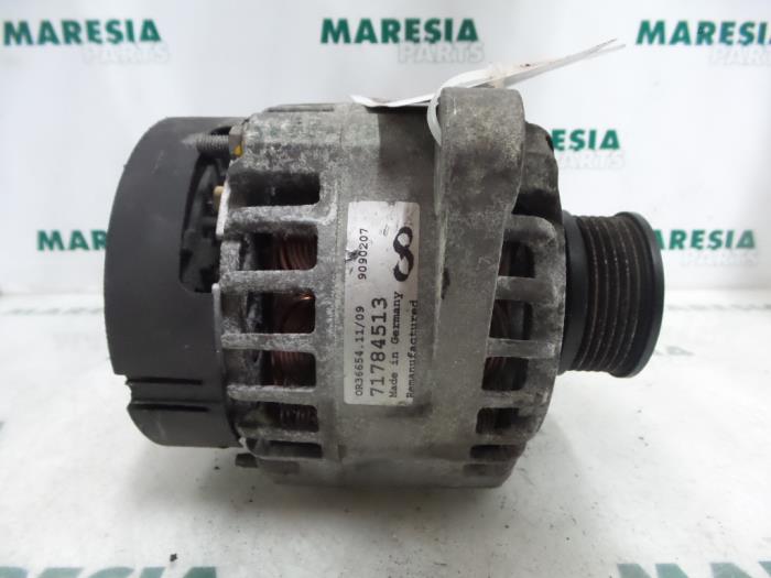 Dynamo van een Fiat Croma (194) 1.9 D Multijet 16V 2007