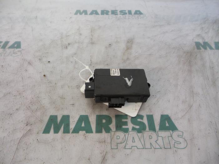 Gebruikte Computer Diversen Peugeot 807 2.0 HDi 16V Prijs € 20,00 Margeregeling aangeboden door Maresia Parts