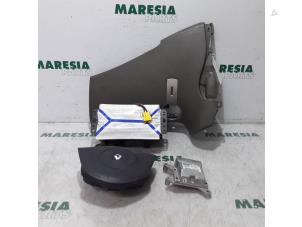Gebruikte Airbag Set + Module Renault Espace (JK) 2.0 16V Turbo Prijs € 157,50 Margeregeling aangeboden door Maresia Parts