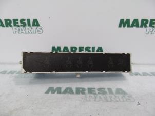 Gebruikte Display Interieur Peugeot 207/207+ (WA/WC/WM) 1.4 HDi Prijs € 15,00 Margeregeling aangeboden door Maresia Parts