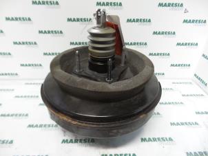 Gebruikte Rembol Citroen C4 Grand Picasso (UA) 2.0 HDiF 16V 135 Prijs € 65,00 Margeregeling aangeboden door Maresia Parts