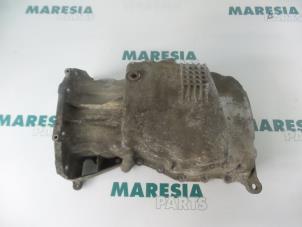 Gebruikte Carterpan Renault Scénic I (JA) 1.6 16V Prijs € 30,00 Margeregeling aangeboden door Maresia Parts