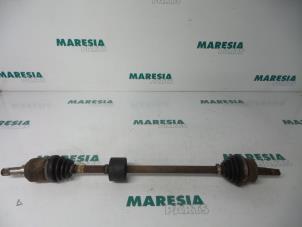 Gebruikte Aandrijfas rechts-voor Fiat Punto II (188) 1.2 60 S Prijs € 30,00 Margeregeling aangeboden door Maresia Parts