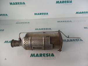 Gebruikte Roetfilter Citroen C4 Grand Picasso (UA) 2.0 HDiF 16V 135 Prijs € 210,00 Margeregeling aangeboden door Maresia Parts