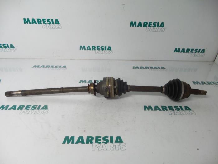 Gebruikte Steekas rechts-voor Fiat Multipla (186) 1.9 JTD 105 SX,ELX Prijs € 85,00 Margeregeling aangeboden door Maresia Parts