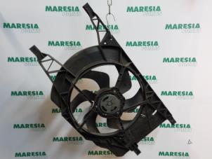 Gebruikte Koelvin Motor Renault Laguna II Grandtour (KG) 1.8 16V Prijs € 40,00 Margeregeling aangeboden door Maresia Parts