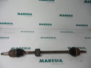 Gebruikte Aandrijfas rechts-voor Fiat Punto II (188) 1.2 60 S 3-Drs. Prijs € 30,00 Margeregeling aangeboden door Maresia Parts