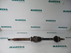 Gebruikte Homokineetas rechts-voor Alfa Romeo 166 2.0 Twin Spark 16V Prijs € 75,00 Margeregeling aangeboden door Maresia Parts