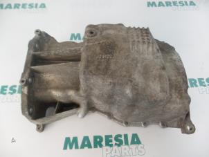 Gebruikte Carterpan Renault Megane (EA) 1.6 16V Sport Prijs € 30,00 Margeregeling aangeboden door Maresia Parts