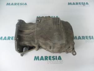 Gebruikte Carterpan Renault Scénic I (JA) 1.6 16V Prijs € 30,00 Margeregeling aangeboden door Maresia Parts