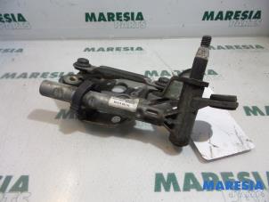 Gebruikte Ruitenwis Mechaniek Citroen C6 (TD) 2.7 HDiF V6 24V Prijs € 50,00 Margeregeling aangeboden door Maresia Parts