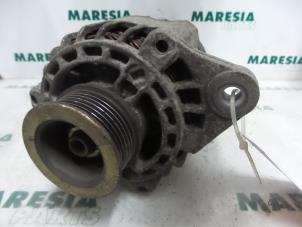 Gebruikte Dynamo Fiat Stilo (192A/B) 1.8 16V Prijs € 50,00 Margeregeling aangeboden door Maresia Parts