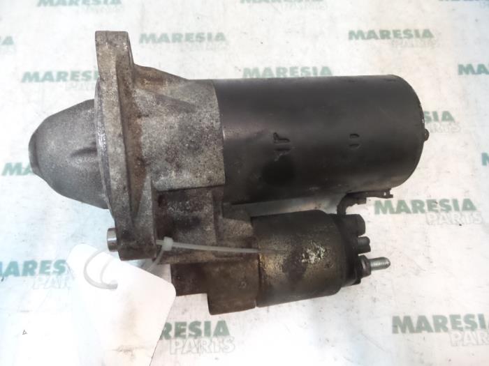 Gebruikte Startmotor Alfa Romeo 159 (939AX) 1.9 JTDm Prijs € 50,00 Margeregeling aangeboden door Maresia Parts