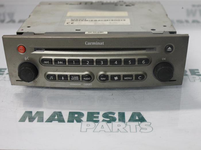 RENAULT Scenic 2 generation (2003-2010) Music Player Without GPS 8200300854 19517201