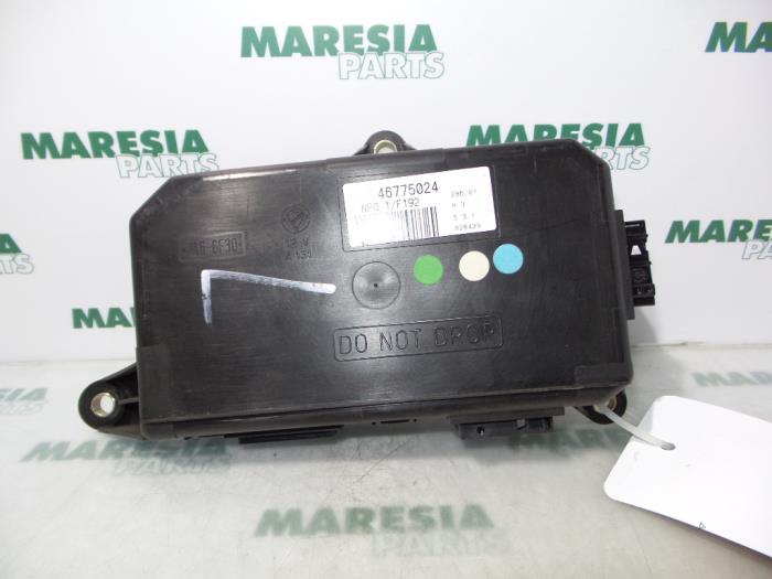 Gebruikte Computer Diversen Fiat Stilo (192A/B) 1.8 16V Prijs € 35,00 Margeregeling aangeboden door Maresia Parts