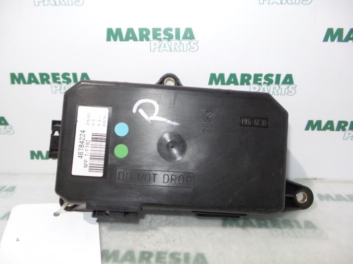 Gebruikte Computer Diversen Fiat Stilo (192A/B) 1.8 16V Prijs € 35,00 Margeregeling aangeboden door Maresia Parts