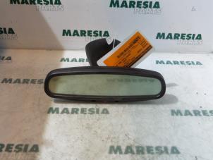 Gebruikte Spiegel binnen Lancia Phedra 2.2 JTD 16V Prijs € 75,00 Margeregeling aangeboden door Maresia Parts