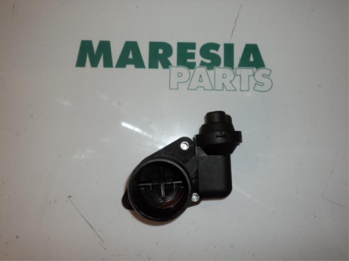 Gebruikte Gasklephuis Peugeot 406 Prijs € 50,00 Margeregeling aangeboden door Maresia Parts