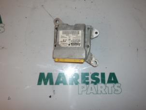 Gebruikte Airbag Module Renault Vel Satis (BJ) 3.0 dCi V6 24V Prijs € 100,00 Margeregeling aangeboden door Maresia Parts