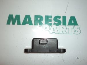 Gebruikte Esp computer Citroen DS3 (SA) 1.6 e-HDi Prijs € 105,00 Margeregeling aangeboden door Maresia Parts