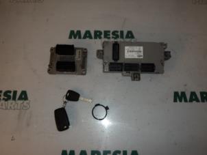 Gebruikte Computer Motormanagement Fiat Bravo (198A) 1.4 16V Prijs € 262,50 Margeregeling aangeboden door Maresia Parts