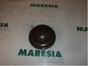 Gebruikte Krukas Poelie Renault Clio II (BB/CB) 1.2 16V Prijs € 20,00 Margeregeling aangeboden door Maresia Parts