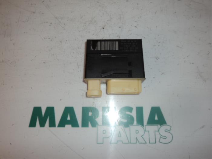 Gebruikte Computer Diversen Peugeot Partner (GC/GF/GG/GJ/GK) 1.6 HDI 75 Prijs € 15,00 Margeregeling aangeboden door Maresia Parts