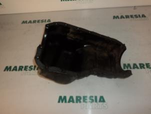 Gebruikte Carterpan Renault Clio II (BB/CB) 1.4 Prijs € 25,00 Margeregeling aangeboden door Maresia Parts
